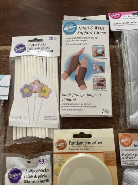 Wilton Cake Decorating Supplies Gloves, Fondant Smoother, Cake Strips, Marker 3