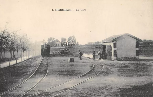 Cpa 34 Cesseras / La Gare / Train En Gare