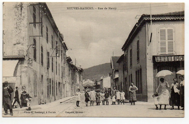 NEUVES MAISONS - Meurthe & Moselle - CPA 54 - l' epicerie de la rue de Nancy