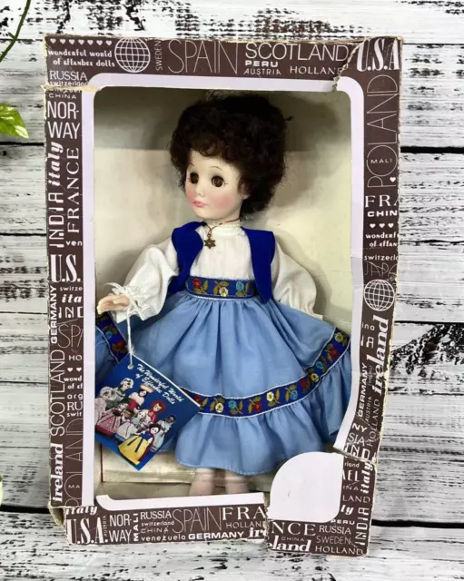 The Wonderful World of Effanbee Dolls Israel 11" Doll 1122 1984 in Box Vintage