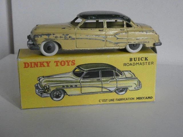 VOITURE A FRICTION BUICK ROADMASTER MADE IN CHINA 1950 28 CM