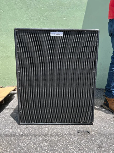 EAW SB250 2x 15" Vented Subwoofer #05398 (One)THS EAW SB250 2x 15" Vented Subwoofer #05398 (One)THS