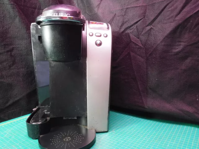 Keurig Coffee Maker B70 Model Single Cup Brewing System