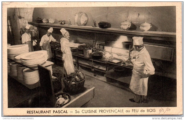 13 MARSEILLE - the kitchens of the restaurant PASCAL (old port)