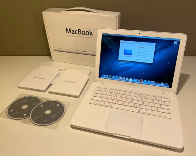 Apple MacBook 13'' A1342 2009 2.26GHz/2GB/250GB/NVIDIA 320M w/ Original Box!!