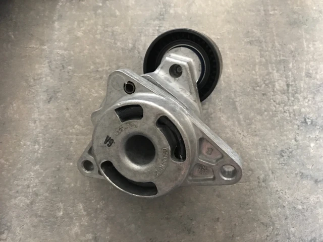 galet tendeur courroie trapézoïdale INA 534018110 renault trafic II master II 2