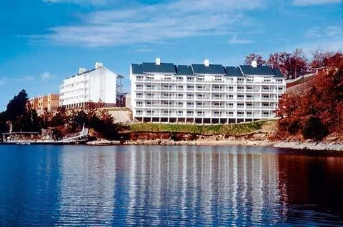 Osage Beach, MO, Wyndham Lake of the Ozarks, 4 Bed Presidential, 1-4 October