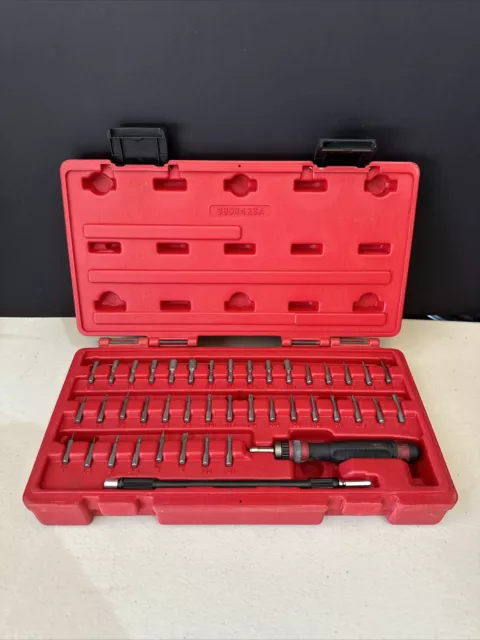 Mac Tools 42-pc Mac-Grip Ratcheting 1/8" Hex Bit Screwdriver Set SBDR42SA