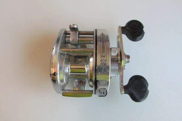 VINTAGE SHIMANO BANTAM 100SG Baitcast Reel From Japan Good