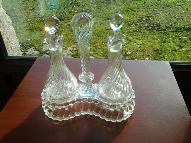 Serviteur De Table Huilier-vinaigrier Baccarat – Cristal Et Argent, Fin XIXème
