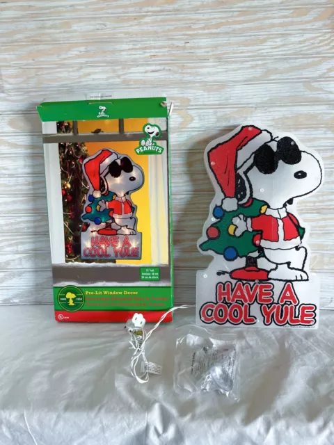 Snoopy Peanuts 15" Lighted Decor Christmas Have A Cool Yule Product Works New