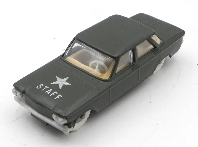 LONE STAR MODERN Army Chevrolet Corvair Staff échelle 1/50