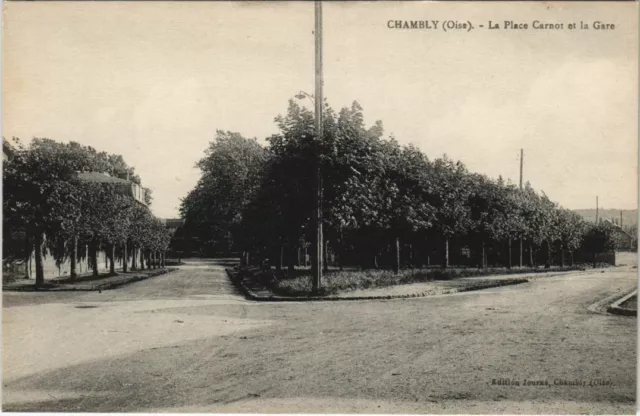 CPA CHAMBLY - La Place Carnot et la Gare (131045)