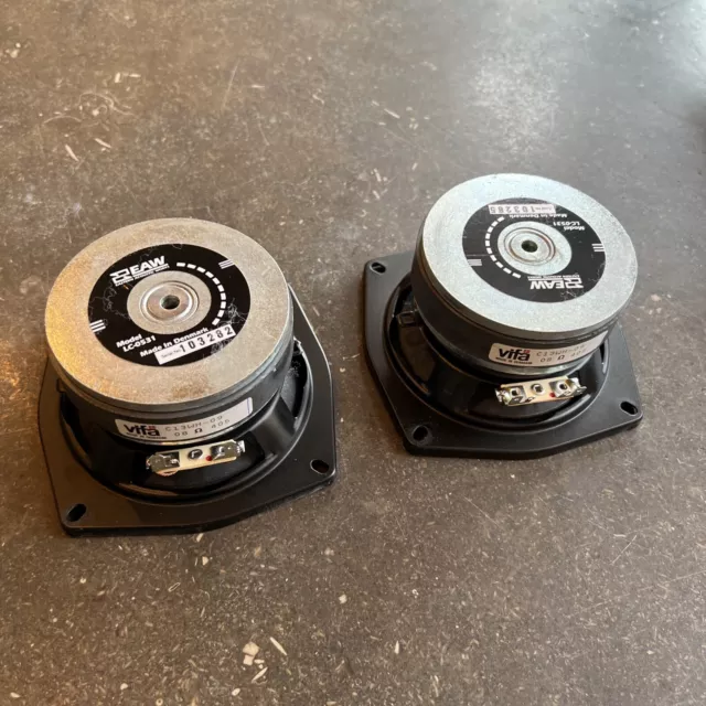Pair of vifa made in Denmark C13WH-09 EAW LC-0531 speakers 5'' 8 ohm Pair of vifa made in Denmark C13WH-09 EAW LC-0531 speakers 5'' 8 ohm