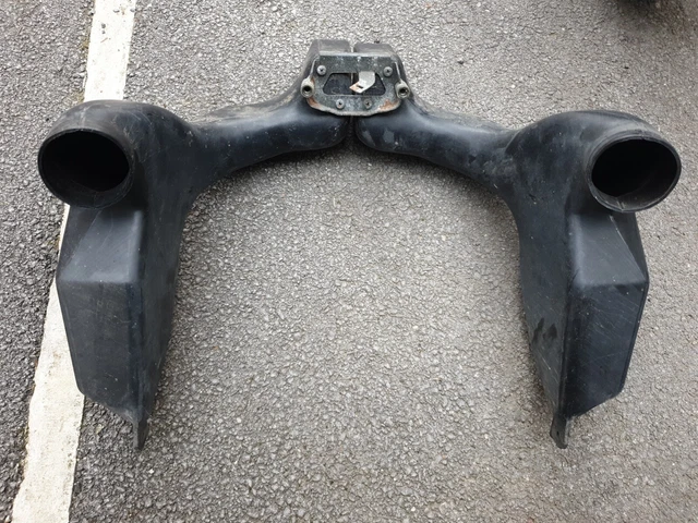 2005 R6 Intake YAMAHA R6 RAM Air Intake Pipes Ducts Plastic 5EB YZF 600 EUR 11,53 ...