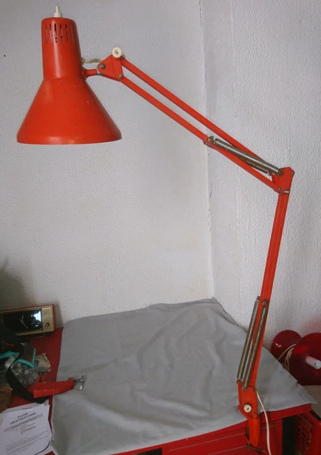 Lampe De Bureau Vintage En Métal Rouge - Bras Flexible - Hauteur 27 Cm