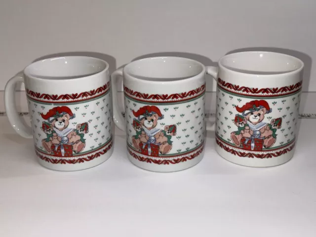 VTG Christmas Mugs Set Of 3 Set 80s 90s Bear Reading W/ Cubs Holiday, Get Cond!