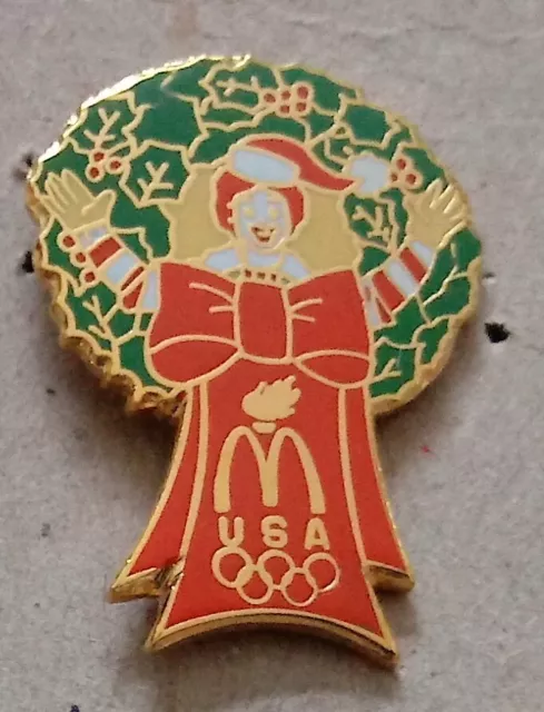 1996 McDonalds Atlanta Olympic Pin Christmas Ronald USA Rings Wreath