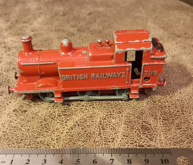 VINTAGE BRITISH RAILWAYS 7118 Diecast Steam Locomotive BUDGIE TOYS