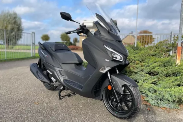 Mopeds for sale near on sale me 125cc