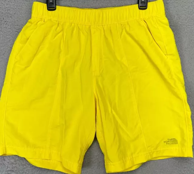 Pantalones cortos de nailon de malla de nailon forrados con logotipo con logotipo de malla de nailon amarillo mediano