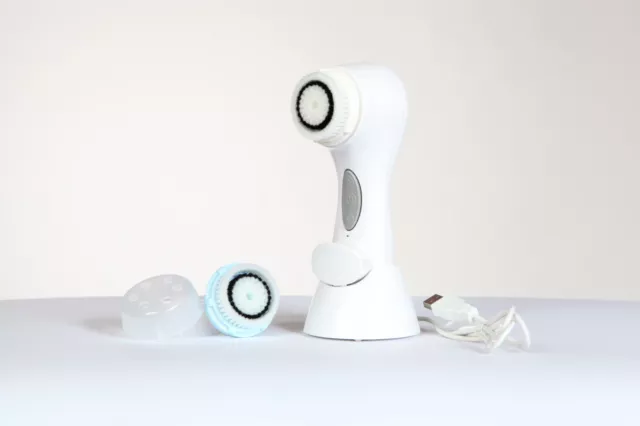 Cepillo Facial Sonico Ionic similar Clarisonic Aria