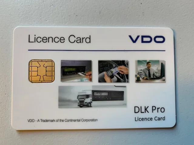 VDO DLK Pro Download Key mit Kartenleser inklusive Lizenzkarte DTCO 4.0 2
