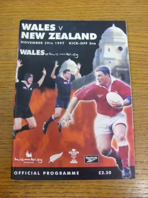 29/11/1997 Rugby Union Programme: Wales v New Zealand [At Wembley]. FREE POSTAGE