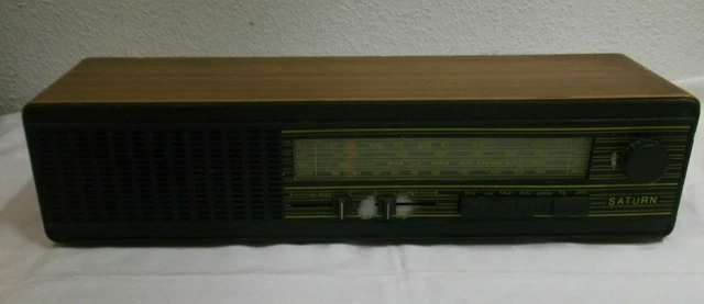 Lot De 2 Radios Anciennes RADIOLA - Années 60/70 - Pour Restauration Ou Pièces