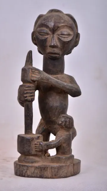 African tribal art,  Amazing Luba  women statue from Congo( DRC)