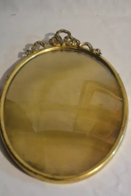 1880s Antique Vtg French Ormolu Oval Brass Convex Glass PICTURE FRAME Bow Crest