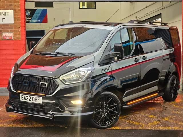 Amazing HD Photos about  Ford Transit Custom 6 Sitzer  with NO AI Images