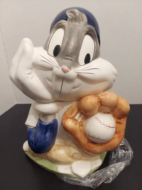 Vintage 1993 Warner Brothers Ceramic Looney Tunes BUGS BUNNY Baseball Cookie Jar