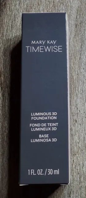 NIB Mary Kay Timewise Luminous 3D Foundation - "Ivory C110"
