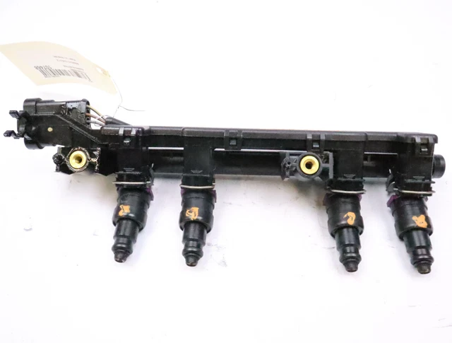 Rampe injection occasion RENAULT CLIO II Phase 1 - 1.2 -