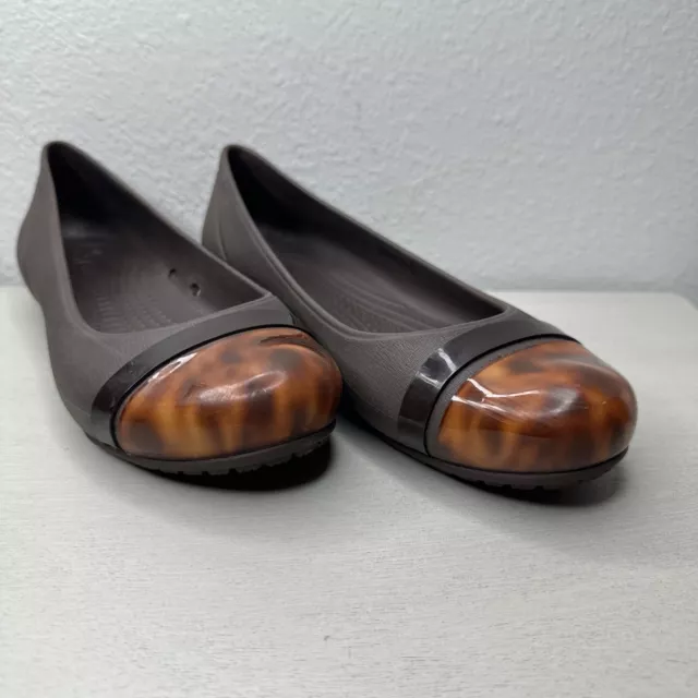 CROCS Brown Tortoise Shell Cap Toe Slip On Ballet Flats Shoes Women’s Size 9