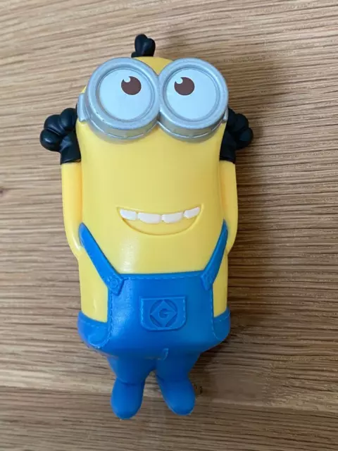 McDonalds Happy Meal Toy Despicable Me 3 Pass the Minion 2017