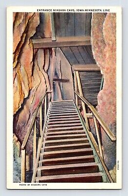 Postcard Iowa Minnesota Line IA MN Niagara Cave Entrance 1940s Unposted Linen