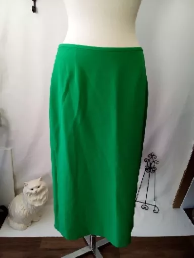 NWT Preston & York Women's  Kelly Green Lined Pencil  Skirt, Back Slit Size 6