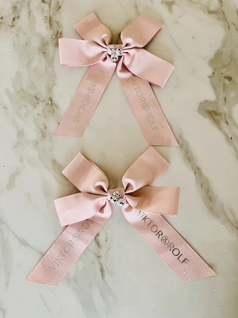 Viktor & Rolf Grosse Weihnachten Rosa Band Glocken Schleifen Brosche Geschenkaufsatz