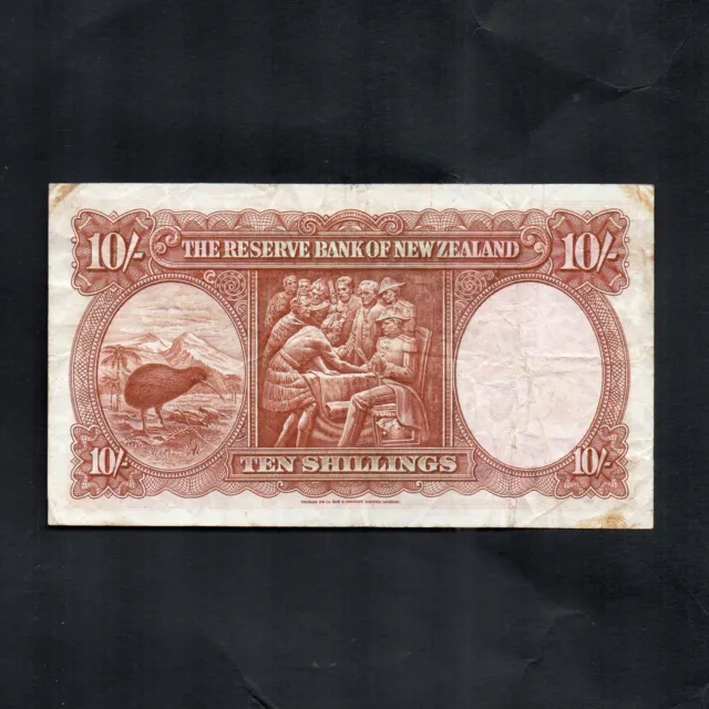 New Zealand 1940-55 T.P.Hanna 10 Shillings Banknote - number over Date type 3