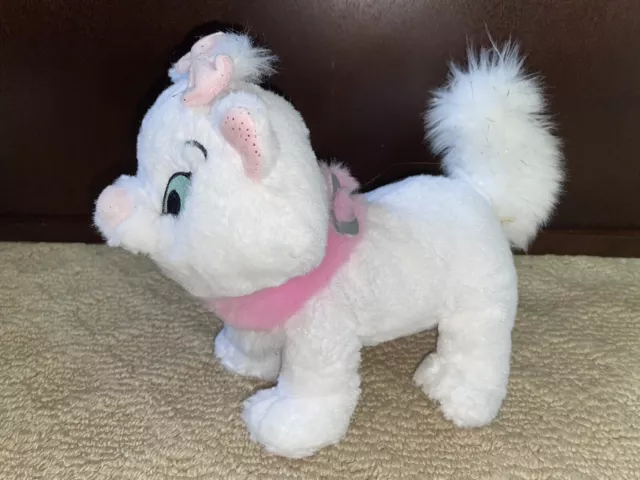 Disney's Tote a Tail Plush Marie the Cat from the Aristocats EUC