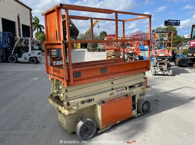 2014 JLG 1932R 19' Electric Scissor Lift Man Aerial Platform MEWP 24V DC bidadoo