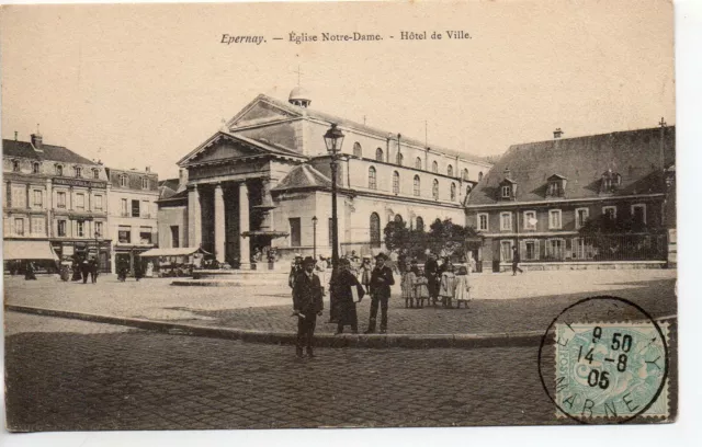 EPERNAY - Marne - CPA 51 - les rues - Place de l' Hotel de ville