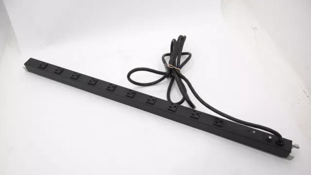 CPI Chatsworth Pdu 16A 125V 50/60 Hz 025-712856-705 10-Outlet Rack Montierbar