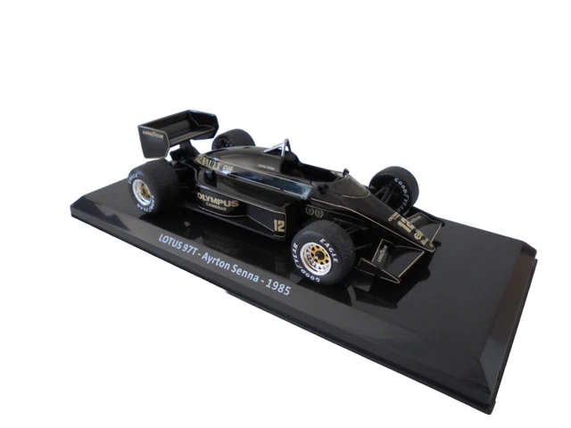 Modèle Réduit Ferrari 156-85 Michele Alboreto 1985 F1 - Échelle 1:24 - Boîte Blister (ridée)