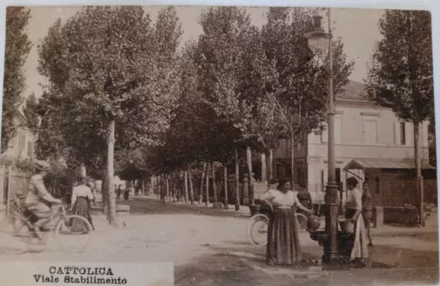 Cattolica  RIMINI Donne alla  fontana 1913  bellissima !!