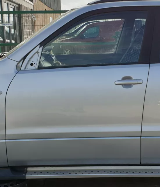 Suzuki Grand Vitara JT 2005-2015 Front Door Passengers Side Nearside Left Silver
