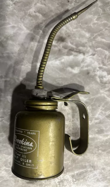 Vintage Brookins Service Station Gold Pump Oiler Model 355 Cincinnati 9 Ohio