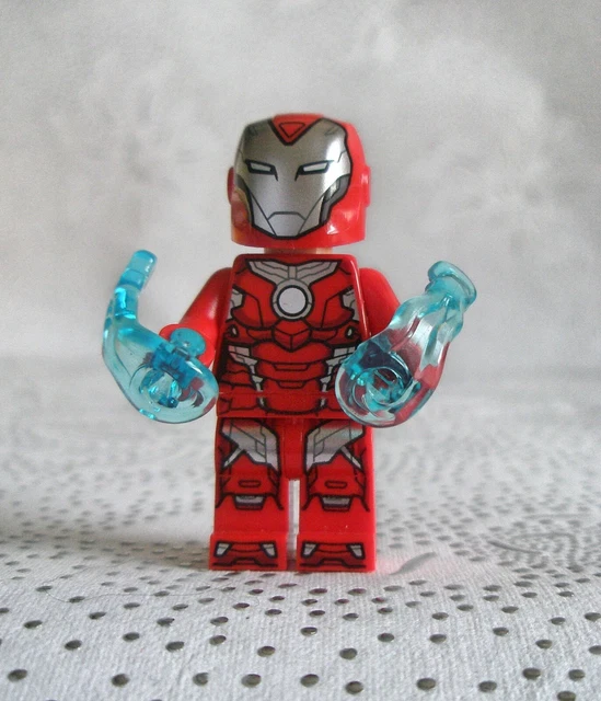 LEGO Marvel Super Heroes: Avengers: Iron Rescue Minifigure (Pepper Potts)  in Red Armor with Drone